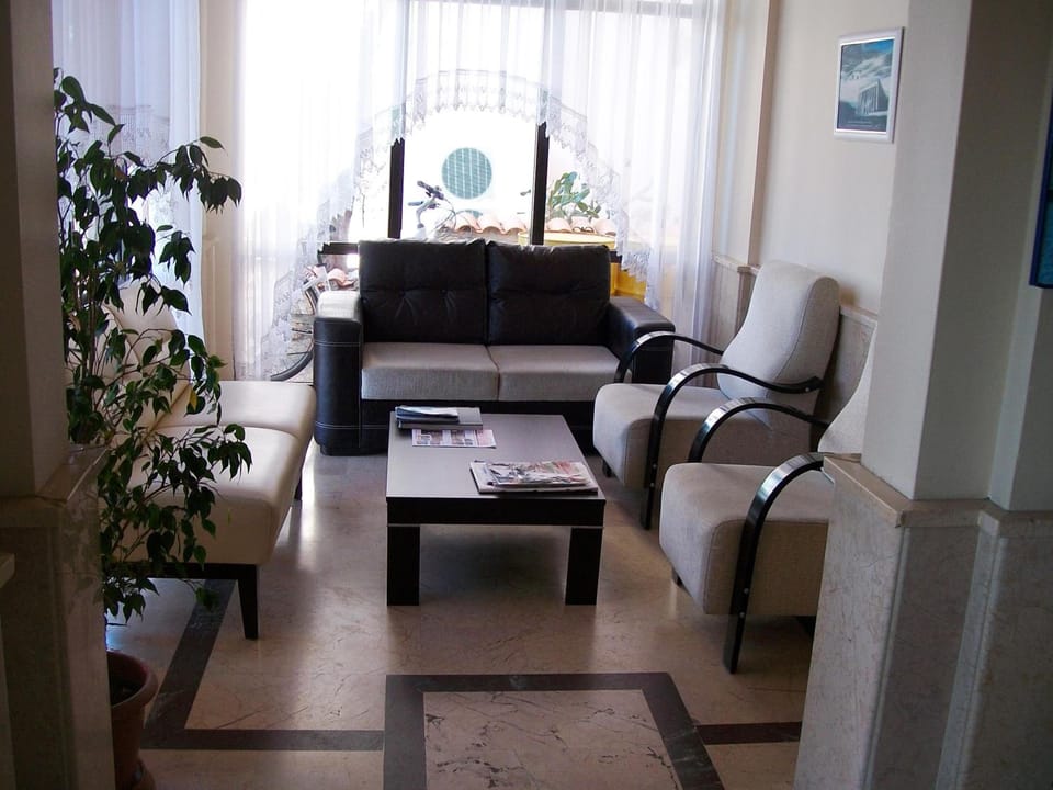 Kerman Hotel Hotel in Cesme