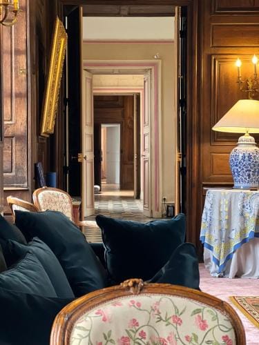 24H LE MANS Chateau de Lauresse chambres d'hotes Luxe Hotel in Centre-Val de Loire
