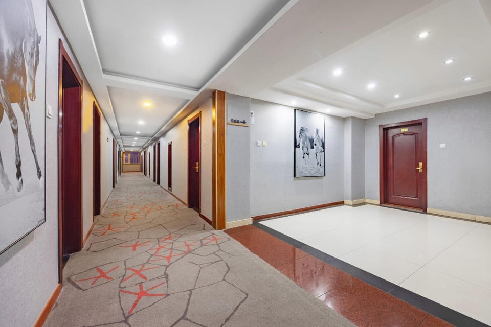 Junyi Chain Hotel (Canghai Road) Hotel in China