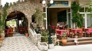 Zorbas Apartments Hotel in Crete