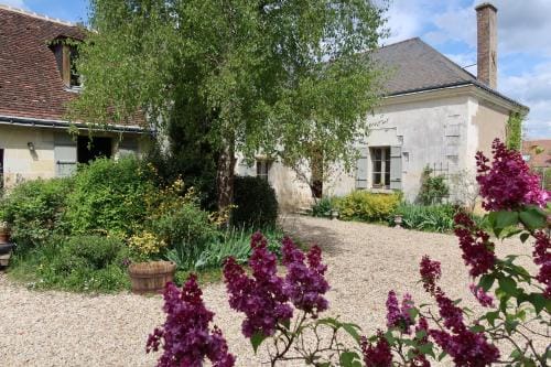 Pres des chateaux de la Loire et du zoo de Beauval Hotel in Centre-Val de Loire