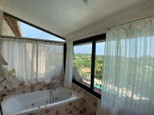 Villa La Rose des Vents Hotel in Fayence