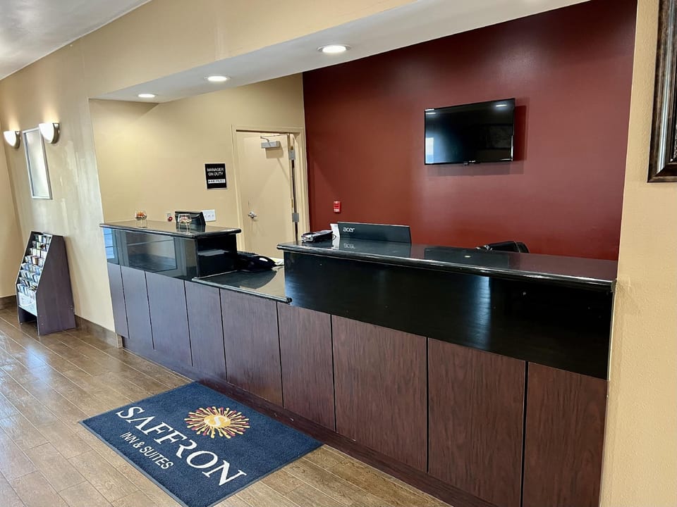 Saffron Inn & Suites  Hotel in Houma