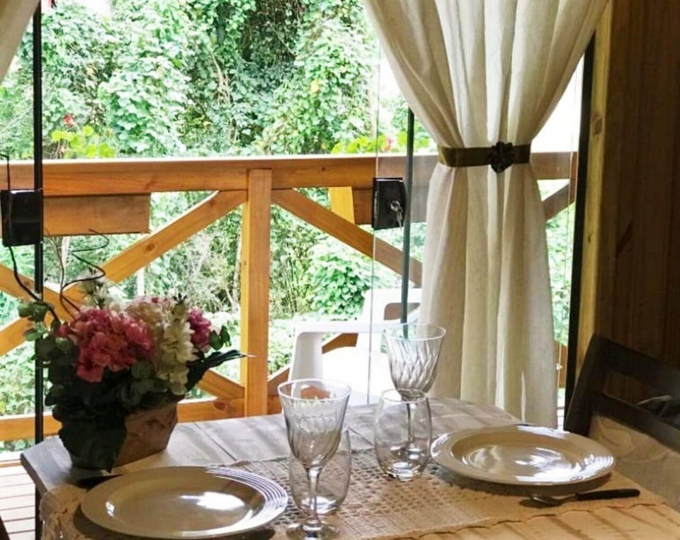Chalé Suíço Bombinhas Hotel in Porto Belo