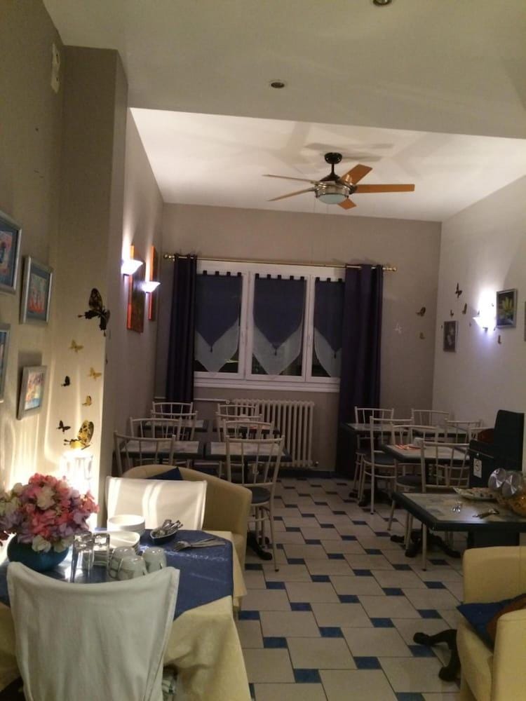 Hotel le Berthelot Hotel in Tours