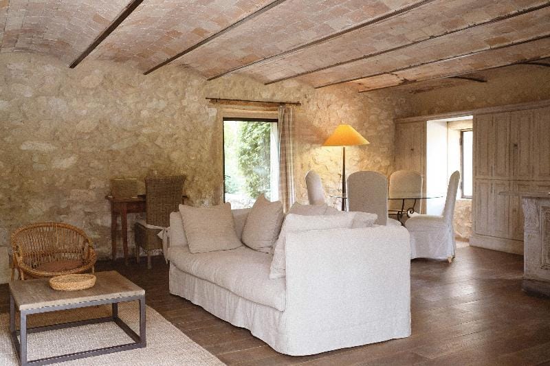 Le Galinier, Lourmarin, a Beaumier Guesthouse Hotel in Lourmarin