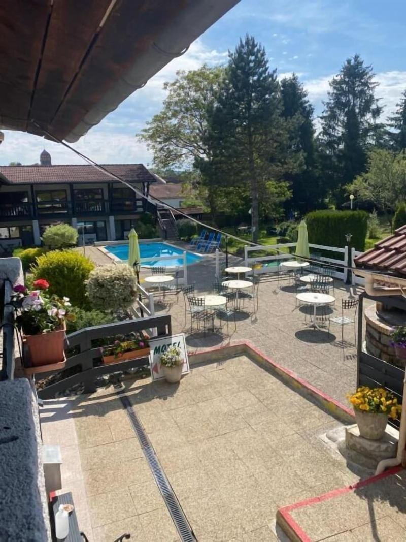 Hotel restaurant la vieille ferme Hotel in Switzerland