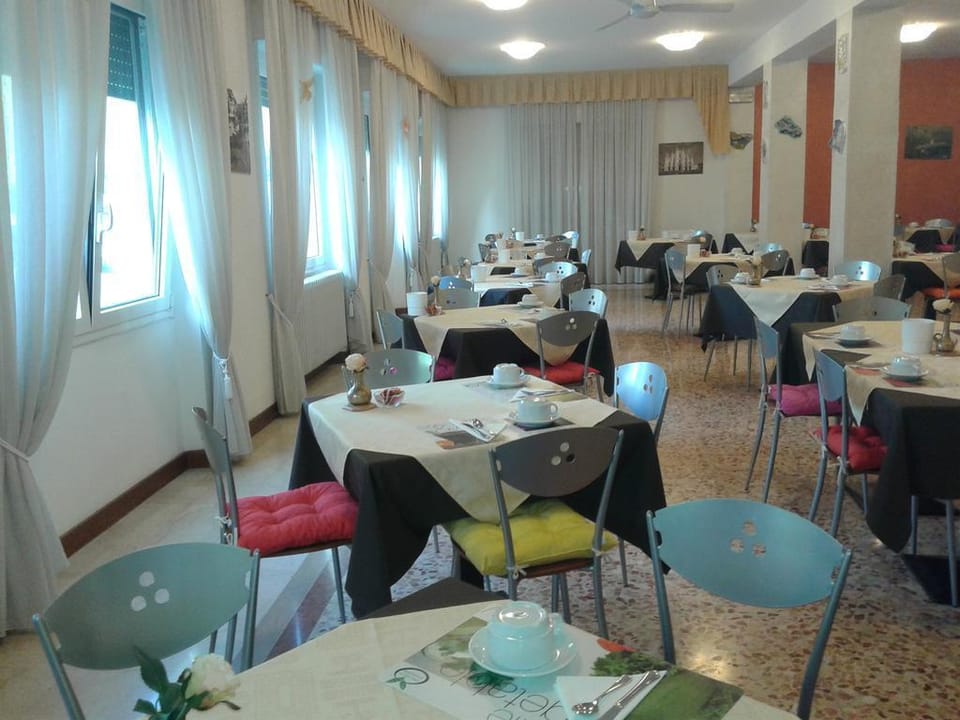 Hotel Astoria Hotel in Desenzano del Garda
