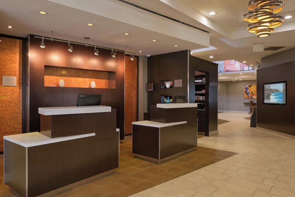 Courtyard by Marriott Old Town Hotel in Point Loma