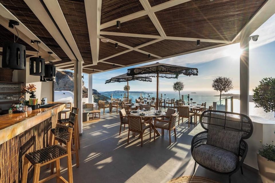 Petit Palace Hotel in Mesaria