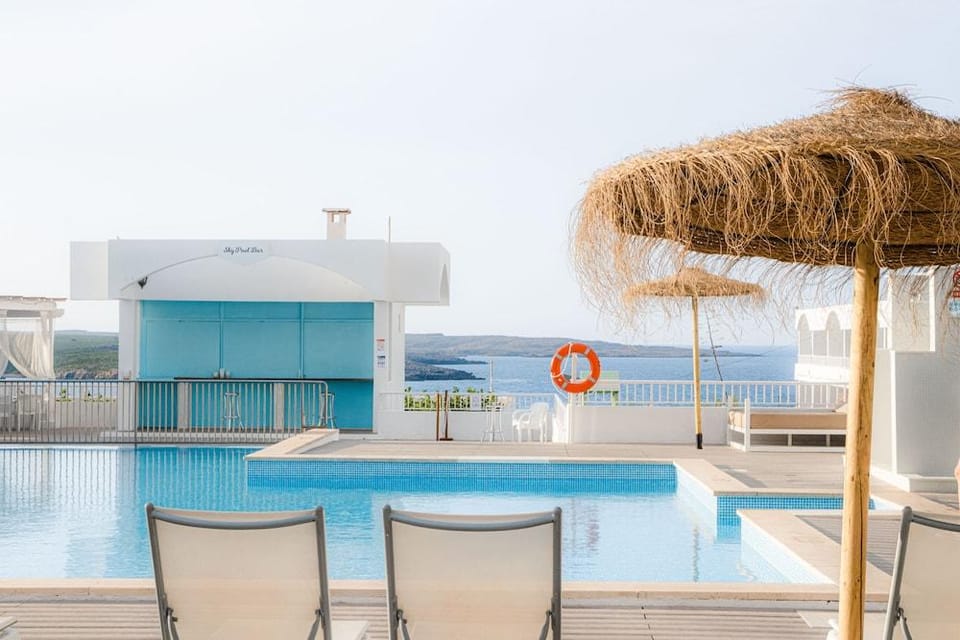 Aparthotel Beach Club Hotel in Balearic Islands