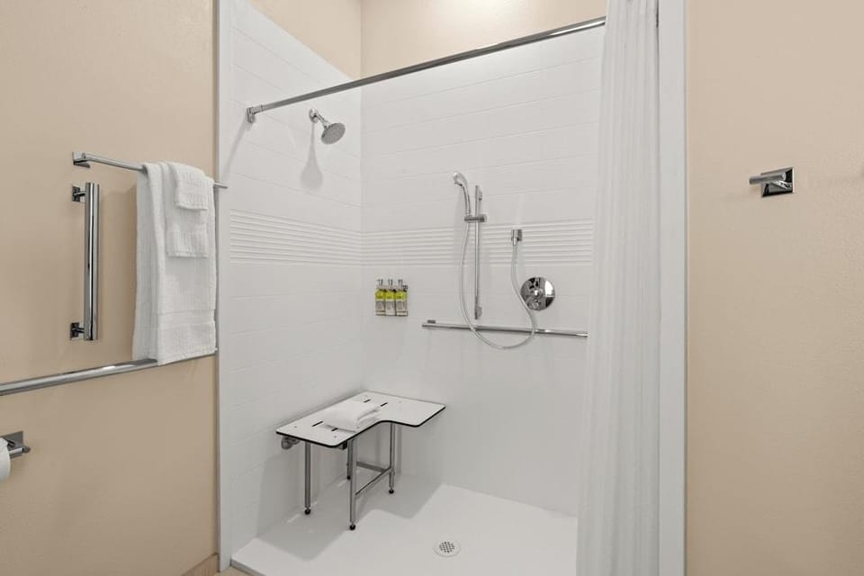 Candlewood Suites Sumner by IHG Hotel in King County