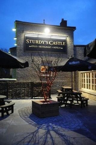 Sturdy's Castle Country Inn Hotel in West Oxfordshire District