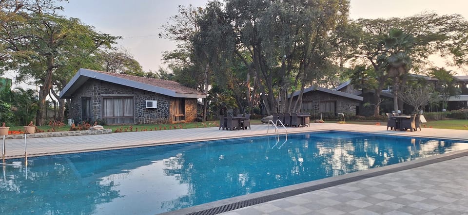 CAVES COUNTY RESORT Resort in Maharashtra