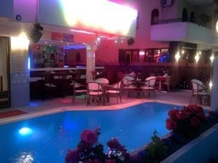 Defne & Zevkim Hotel Apartment hotel in Marmaris