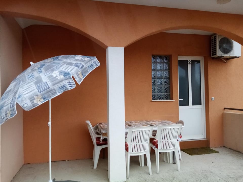 Apartments Vanja Skara Biograd Hotel in Biograd na Moru