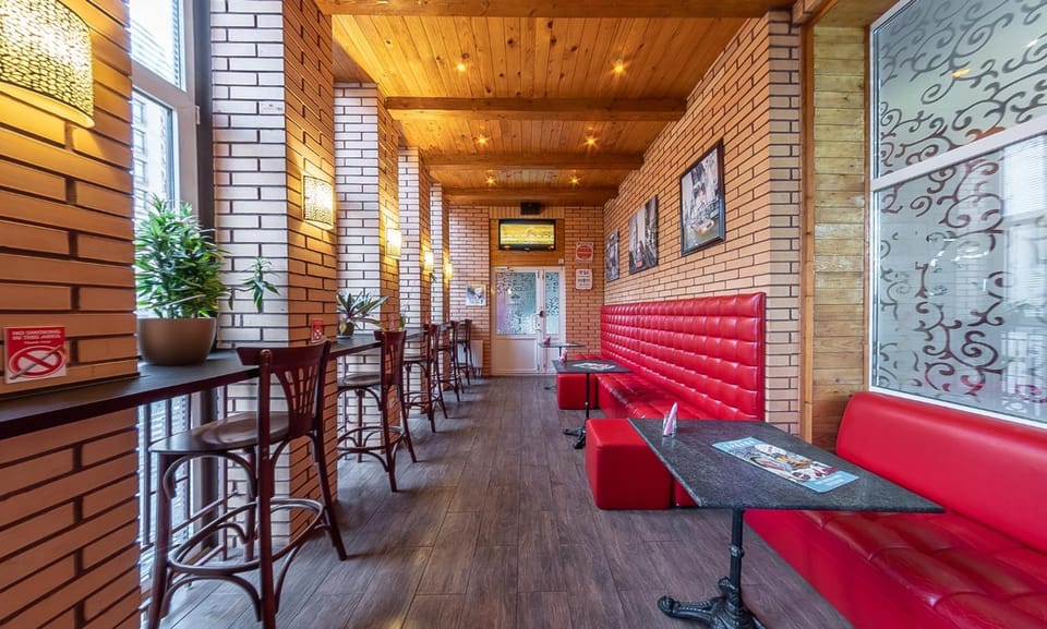 Corona Hotel & Apartments Apartment hotel in Odessa