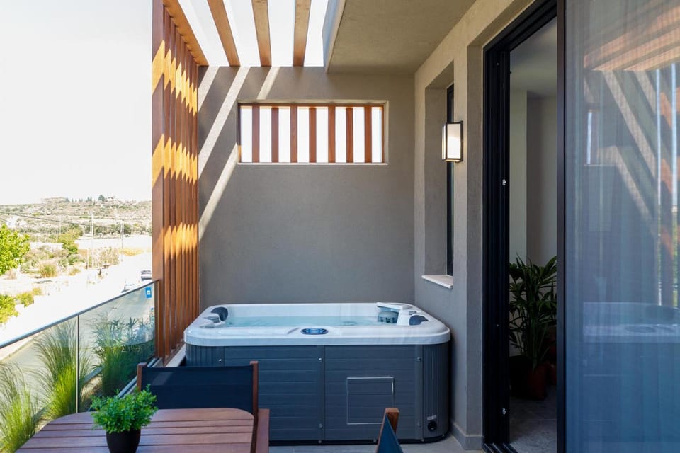 Utopia Luxury Suites Hotel in Rethymno