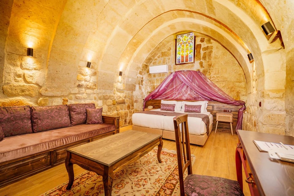 Fresco Cave Suites Cappadocia Hotel in Kayseri, Türkiye