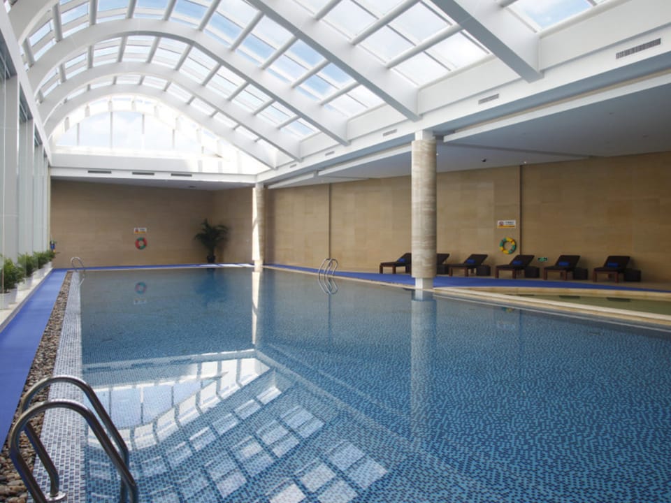 Howard Johnson by Wyndham Sunshine Plaza Ningbo Hotel in Zhejiang