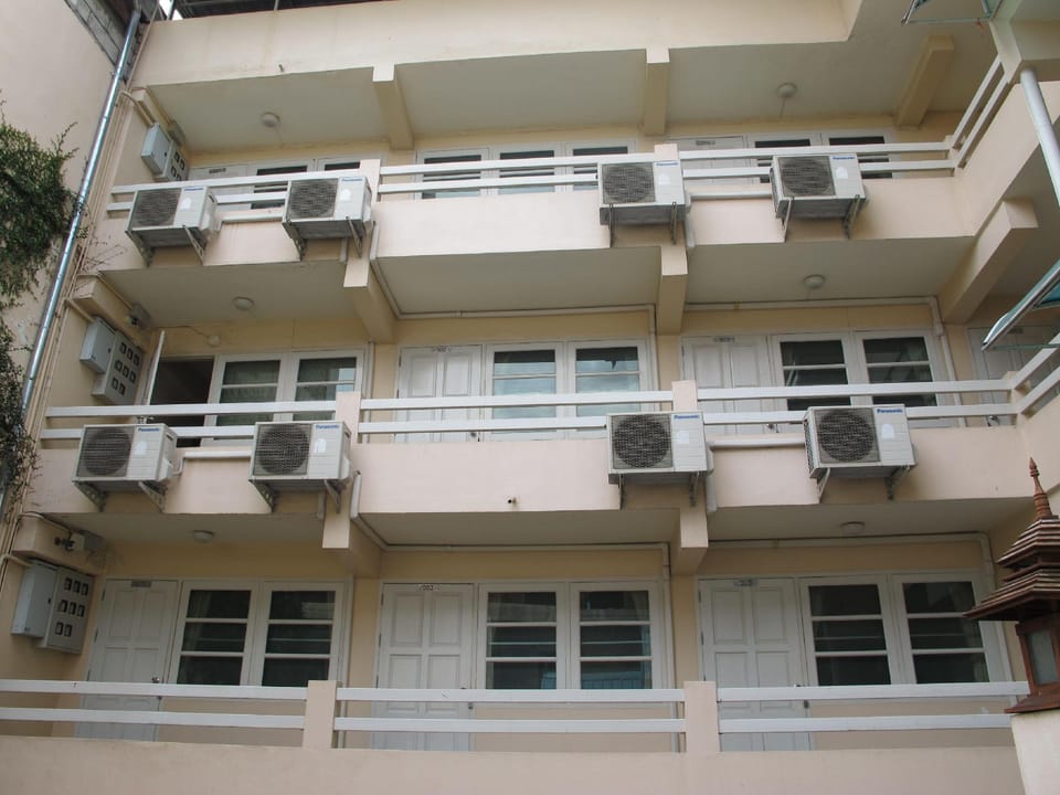 Jang Sripoom House Apartment hotel in Chiang Mai