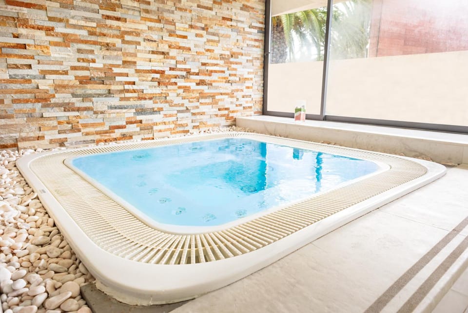 Hot tub