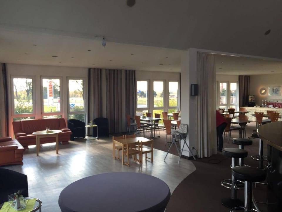 Bar/lounge