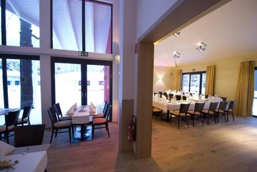 Restaurant Waldmeisterei Hotel in Gera