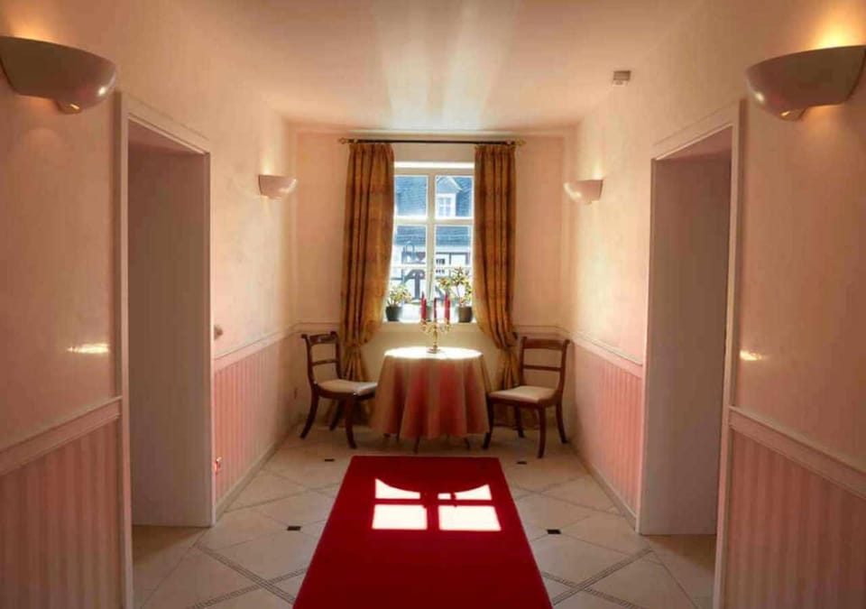 Hotel Snorrenburg GmbH Hotel in Rhineland-Palatinate