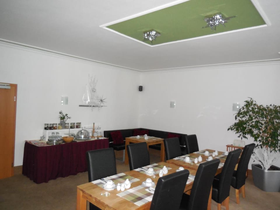 hotel sechzehn Hotel in Leverkusen