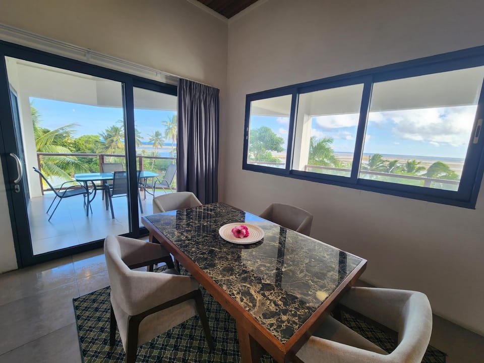 Ramada Suites by Wyndham Seafront Coral Coast Hotel in Baravi