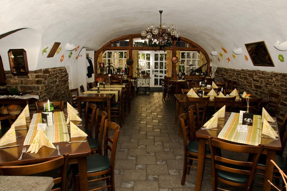 Moselland Hotel im Enderttal Zum Onkel Willi Hotel in Cochem-Zell