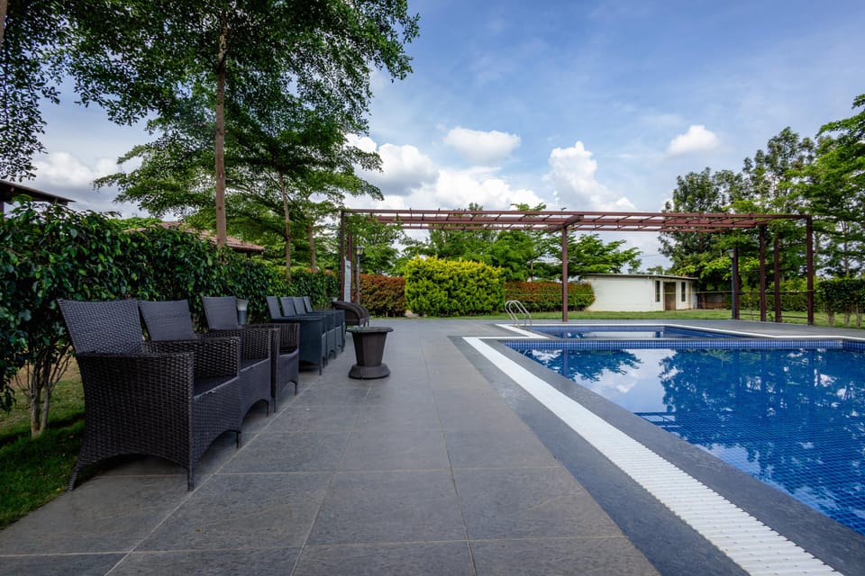 Veerdency Luxury Resort - Near Bangalore Airport Resort in Tamil Nadu