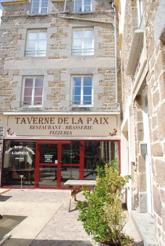 Taverne de la paix Hotel in Normandy