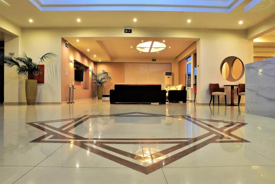 Theo Hotel Hotel in Agia Marina