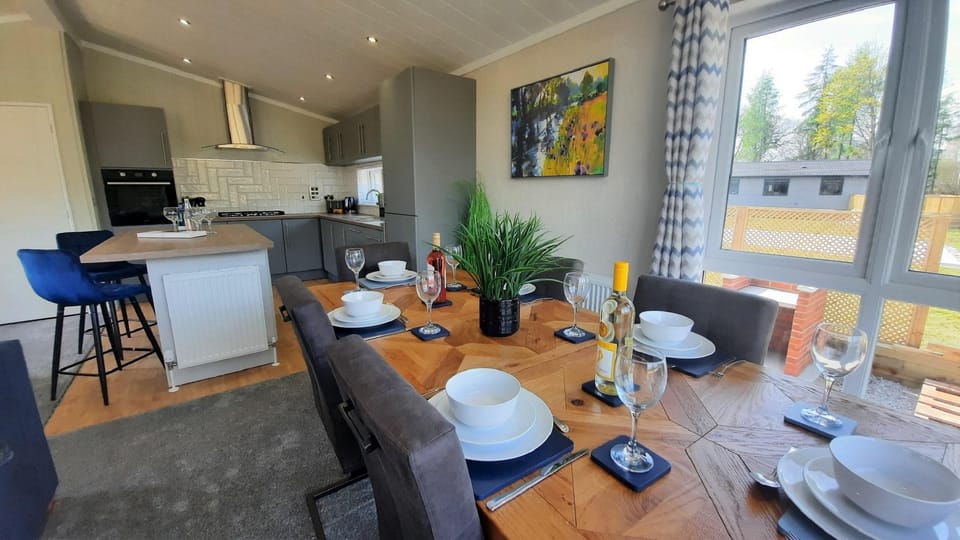 Hollicarrs - Lilypad Lodge Lodge in Selby