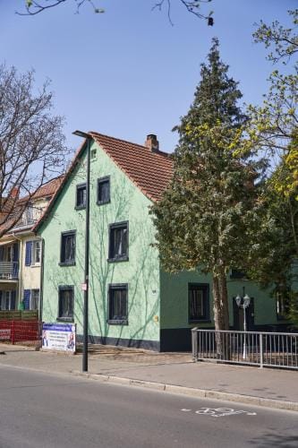 Greenhome Lorrach -Ihre Unterkunft im 3-Landereck- Hotel in Riehen