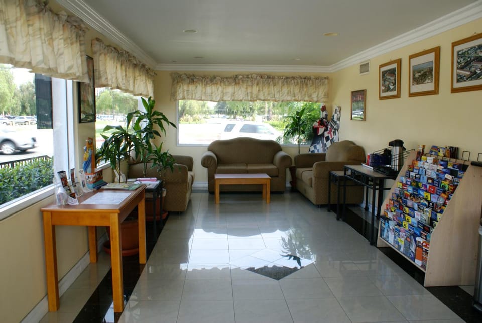 COLONY INN & SUITES Hotel in Buena Park