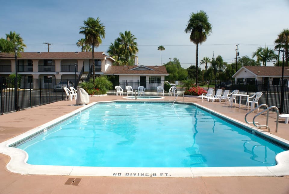 COLONY INN & SUITES Hotel in Buena Park