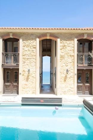Volakas Seafront Suites Resort in Rethymno
