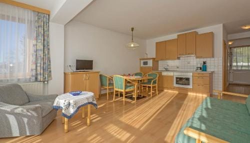 Haus Schluder - Familie Stanitzer Hotel in Carinthia, Austria