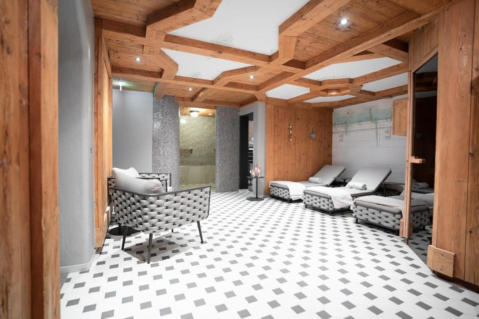 Hotel Astrid inklusive JokerCard & Pool Hotel in Saalbach-Hinterglemm