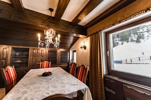 Hotel Olympia Hotel in Lech