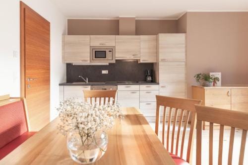 Hotel Weissenstein Hotel in Carinthia, Austria