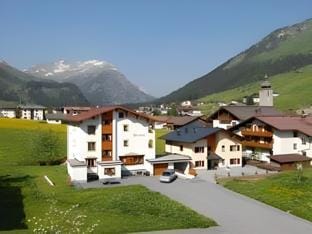 Hotel - Pension Fortuna Hotel in Lech