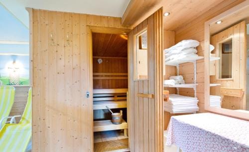 Hotel - Pension Fortuna Hotel in Lech