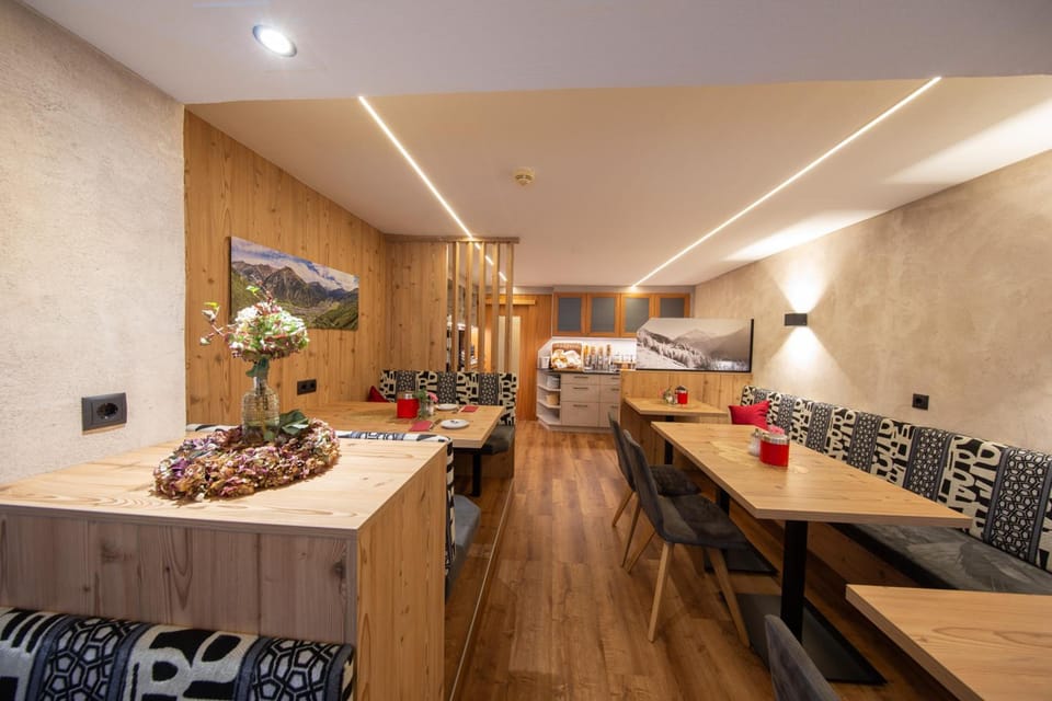 Hotel Garni Schonblick Hotel in Trentino-South Tyrol