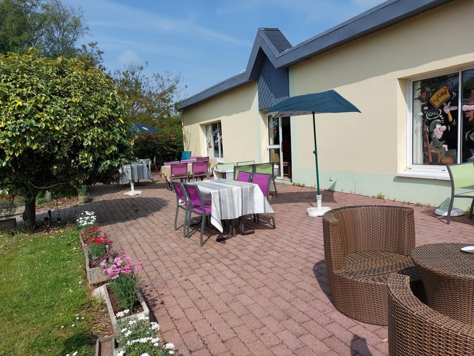 Contact Hotel Utah Beach Carentan Hotel in Normandy