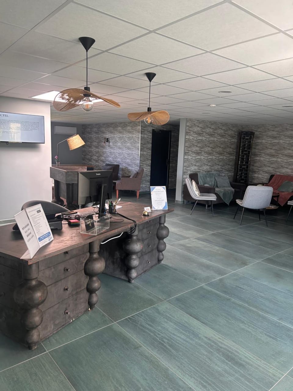 Contact Hotel Utah Beach Carentan Hotel in Normandy