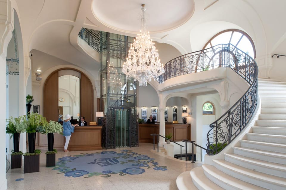 Hotel Royal Hotel in Évian-les-Bains